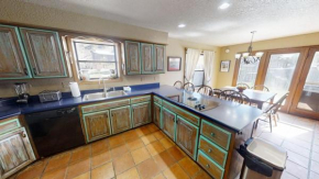Wildwood - WiFi - Washer - Dryer - Fire Pit - Kids Playset - Fenced In Yard